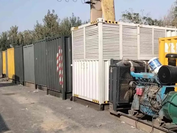 义县200KW柴油发电机机组每小时油耗是多少?